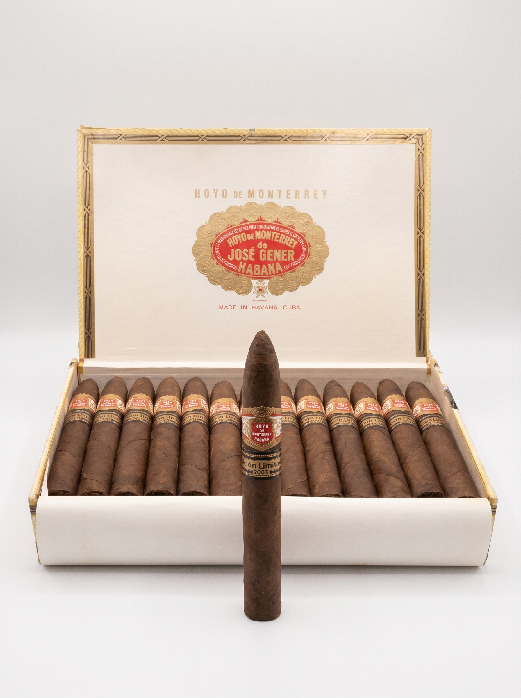 Hoyo de Monterrey Piramides Edicion Limitada 2003