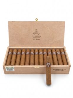 Montecristo Petit Edmundo