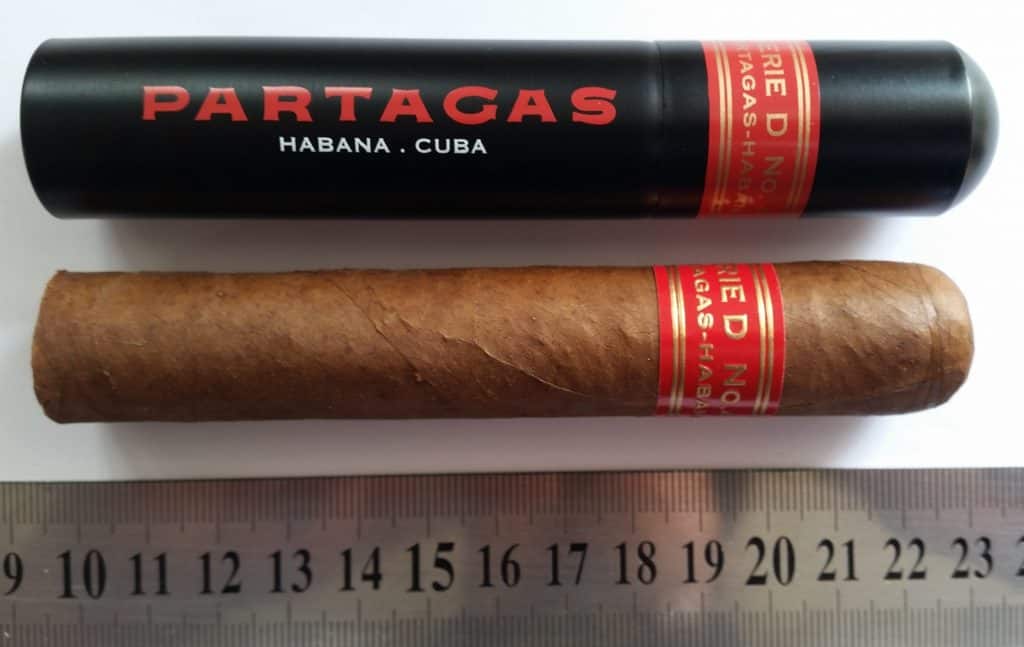 Partagas Series D. 4 (Tubos) (3)