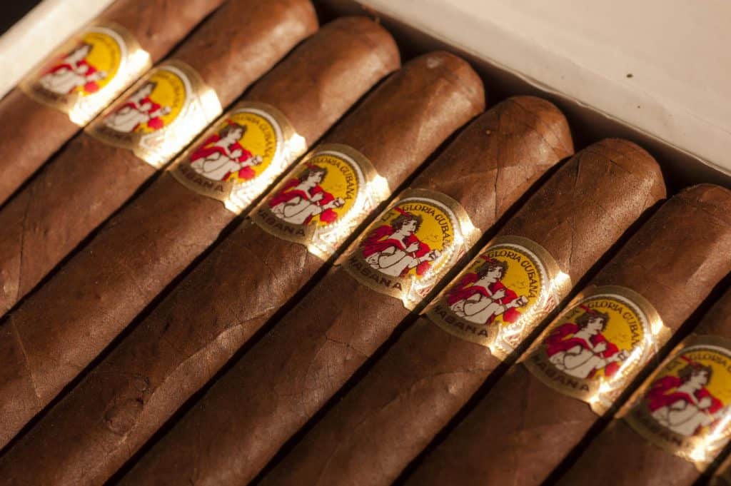 La Gloria Cubana Tainos