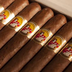 La Gloria Cubana Tainos 2