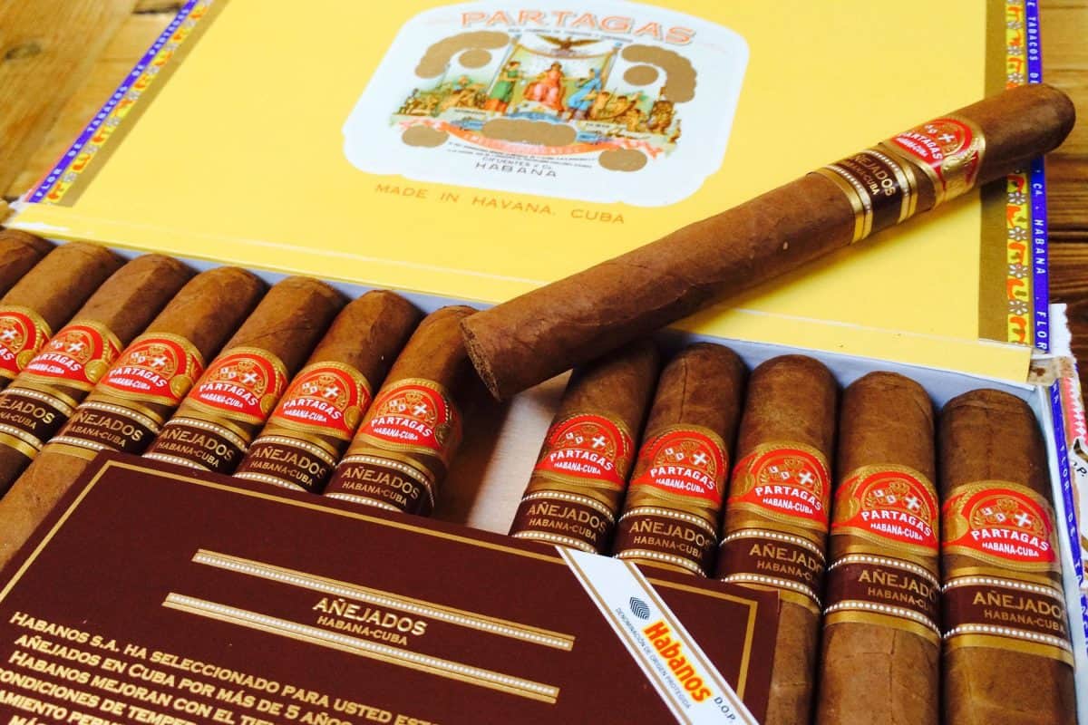Partagas Corona Gorda Añejados