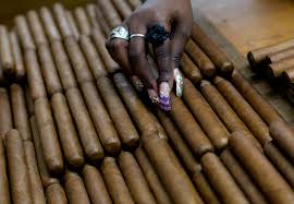 women cuban cigars