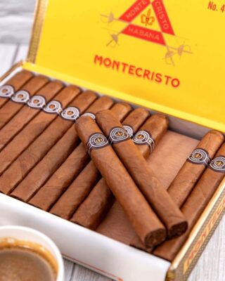 Montecristo No. 4 box of 25 Cuban cigars - authentic Habanos petit corona