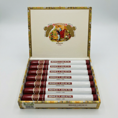 Romeo y Julieta  Churchill Tubos