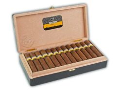 Cohiba Maduros 5 Magicos 4 Cohiba Maduro 5 Magicos opened box 25 side web