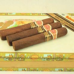 Romeo y Julieta Robustos L. E.2001