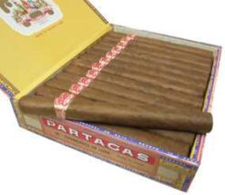 Partagas Churchills De Luxe box md 1