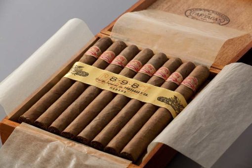 Partagas 8 9 8 (Varnished)